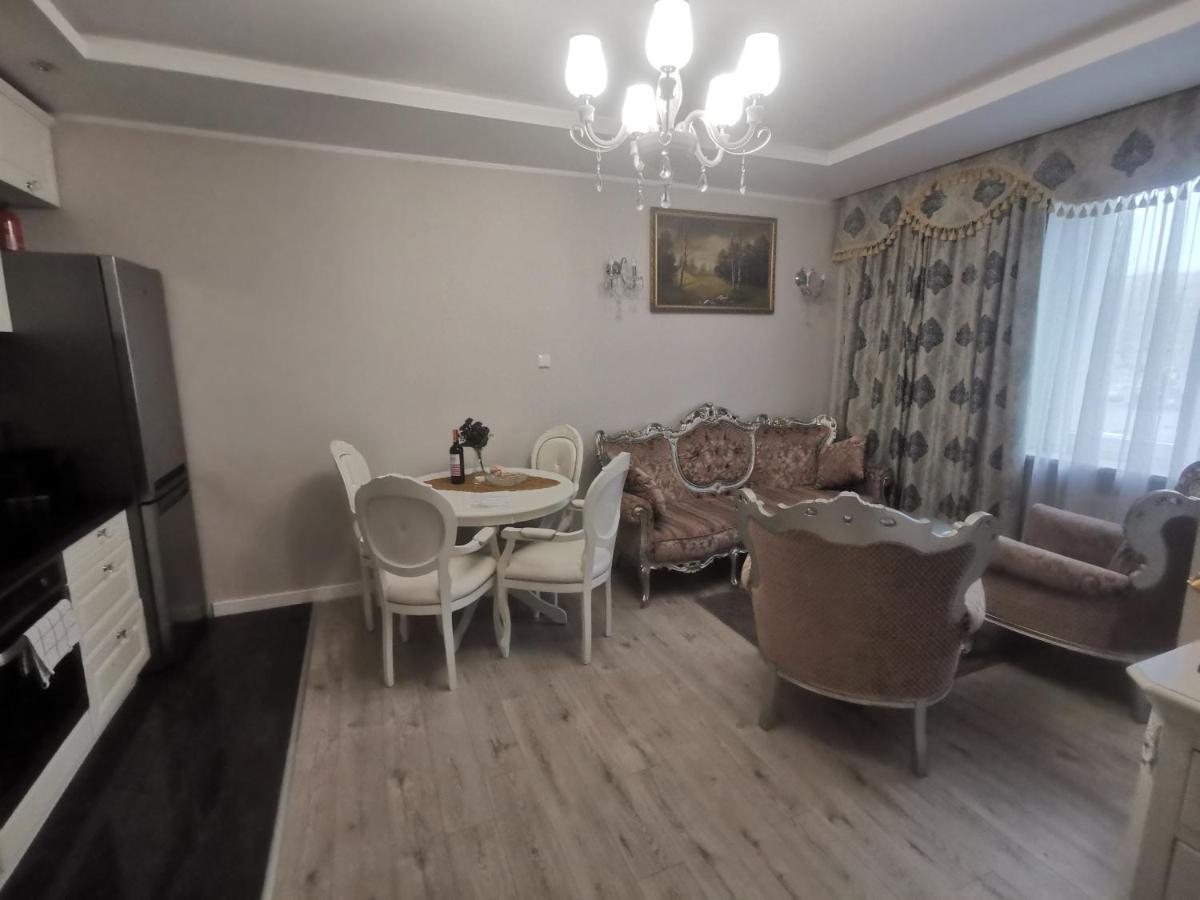 Wm Centrum Glamour Z Parkingiem بياليستوك المظهر الخارجي الصورة